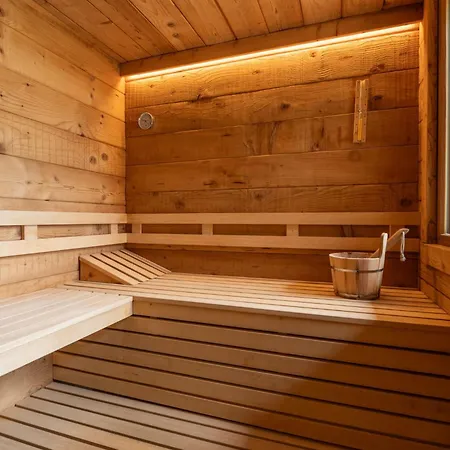 Le Grand V, De Luxe Avec Piscine Interieure Domek alpejski