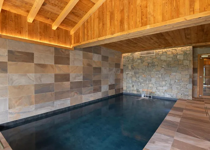Horská chata Le Grand V, De Luxe Avec Piscine Interieure